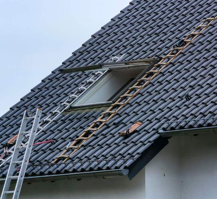 Couverture et zinguerie : l'étanchéité parfaite de votre toiture.